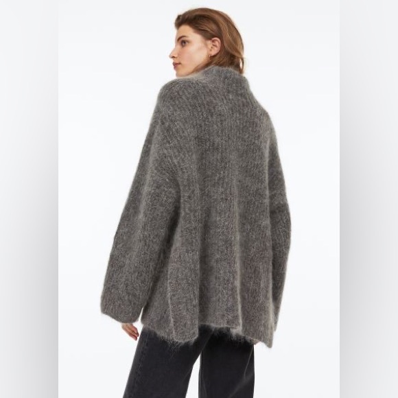 H&M Oversized Wool Blend Mock Turtleneck Sweater in Gray - Picture 5 of 6